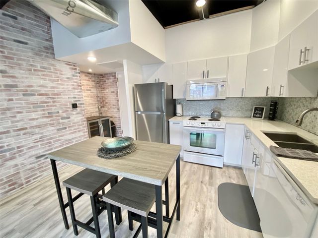 2016 Main Street 1715, Houston, TX 77002