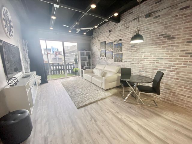 2016 Main Street 1715, Houston, TX 77002
