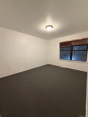 818 Trinity Avenue B, Bronx, NY 10456