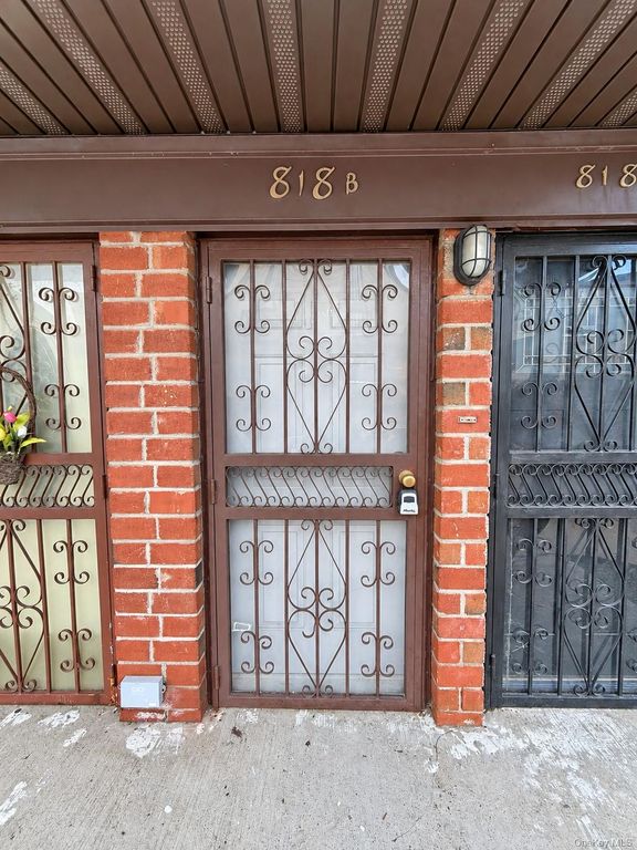 818 Trinity Avenue B, Bronx, NY 10456 — photo 2