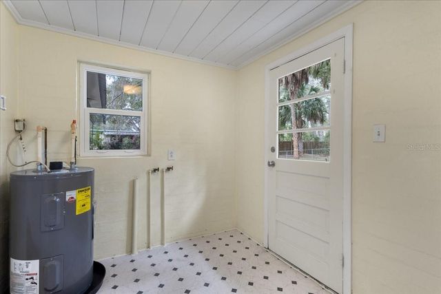 1312 NW 17TH AVENUE, Chiefland, FL 32626