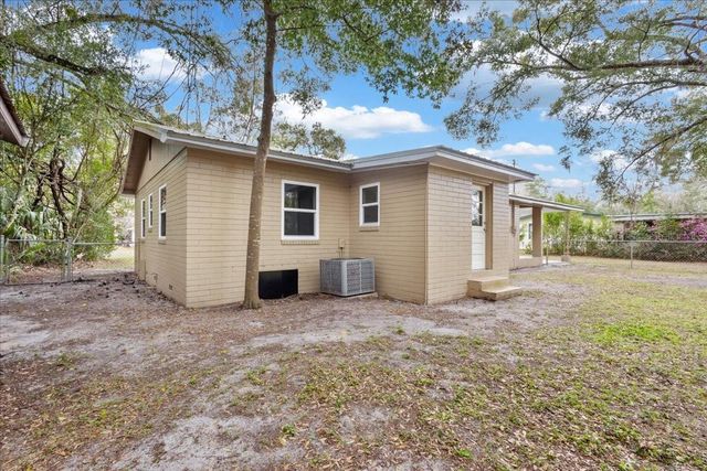 1312 NW 17TH AVENUE, Chiefland, FL 32626