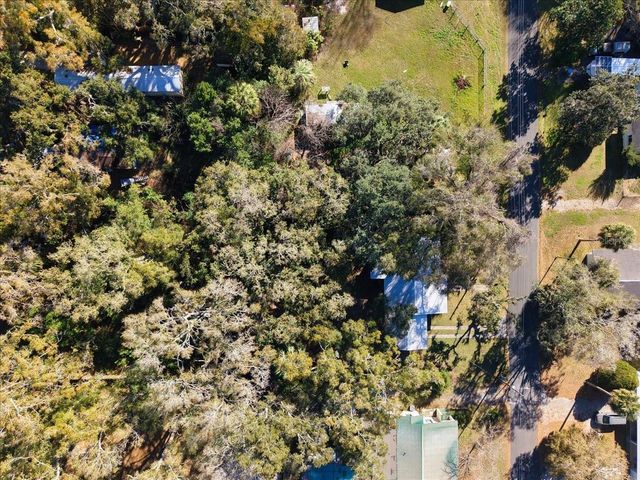 1312 NW 17TH AVENUE, Chiefland, FL 32626