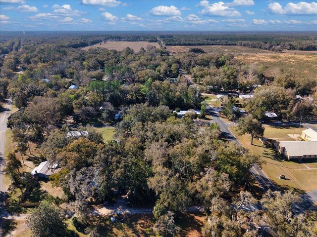 1312 NW 17TH AVENUE, Chiefland, FL 32626