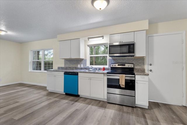 1312 NW 17TH AVENUE, Chiefland, FL 32626