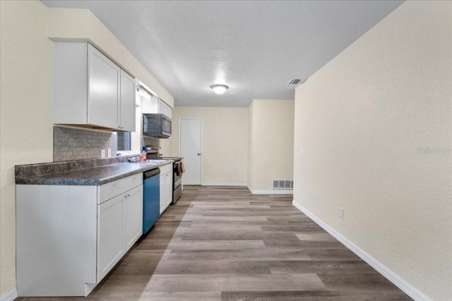 1312 NW 17TH AVENUE, Chiefland, FL 32626