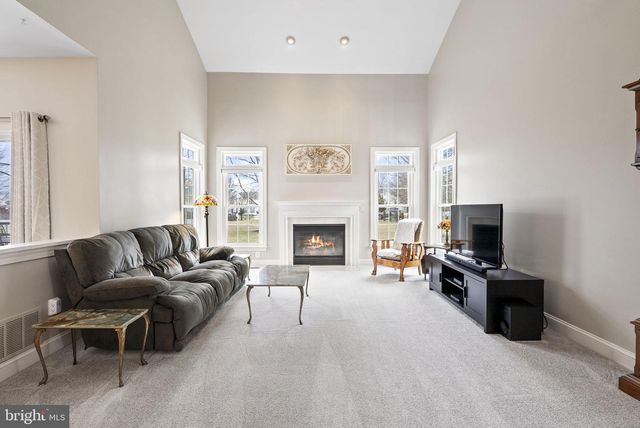 620 BIRCHLEAF DR, Collegeville, PA 19426