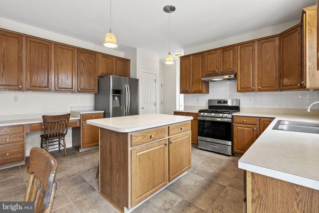 620 BIRCHLEAF DR, Collegeville, PA 19426