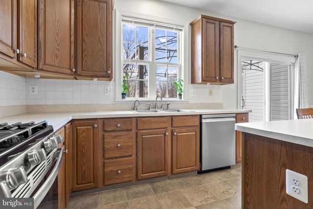 620 BIRCHLEAF DR, Collegeville, PA 19426