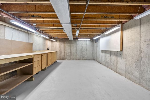 620 BIRCHLEAF DR, Collegeville, PA 19426