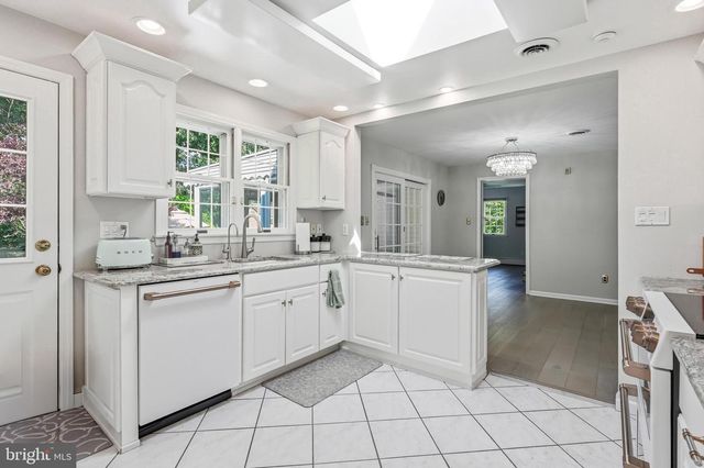 1519 HIGH HILL RD, Swedesboro, NJ 08085