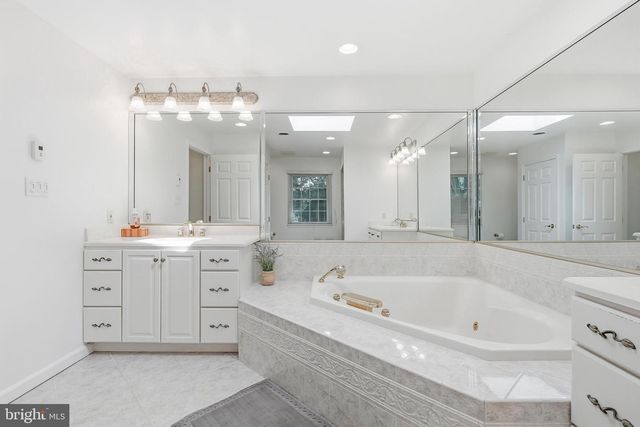 1519 HIGH HILL RD, Swedesboro, NJ 08085