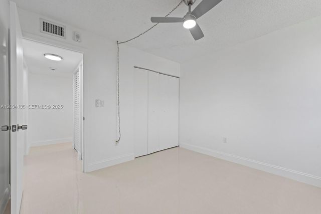 9440 W Flagler St 106, Miami, FL 33174