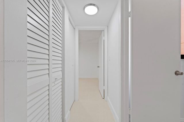 9440 W Flagler St 106, Miami, FL 33174