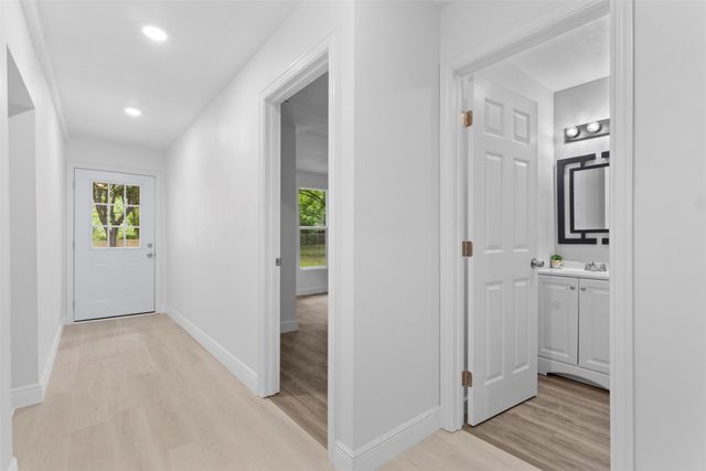 1017 E Washington Street, Paris, TX 75460