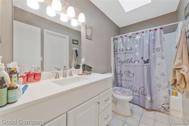1801 Vine Way Drive 4, Canton, MI 48188