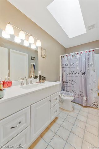 1801 Vine Way Drive 4, Canton, MI 48188
