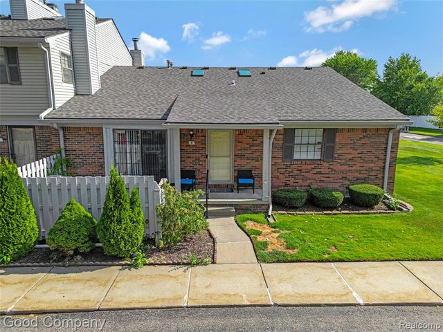1801 Vine Way Drive 4, Canton, MI 48188