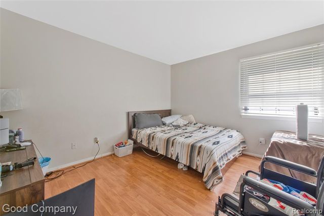 1801 Vine Way Drive 4, Canton, MI 48188