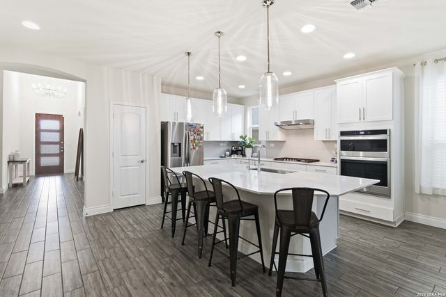 7214 Cimarron Lake, Boerne, TX 78015