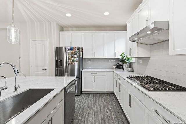 7214 Cimarron Lake, Boerne, TX 78015