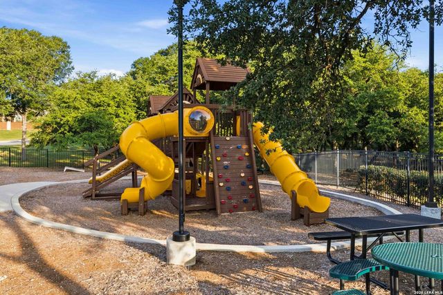 7214 Cimarron Lake, Boerne, TX 78015