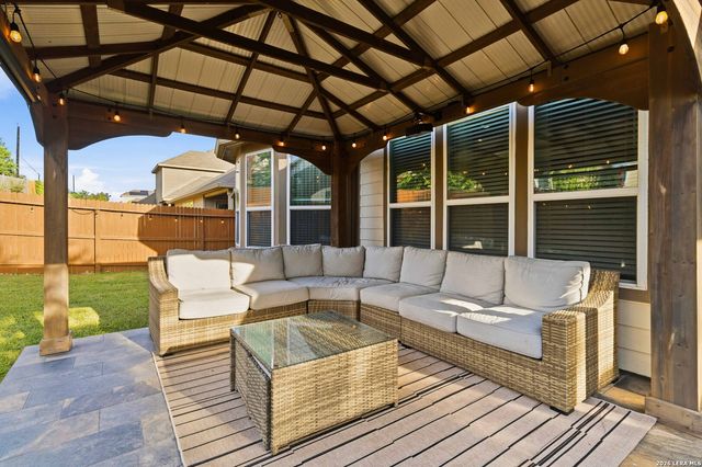 7214 Cimarron Lake, Boerne, TX 78015