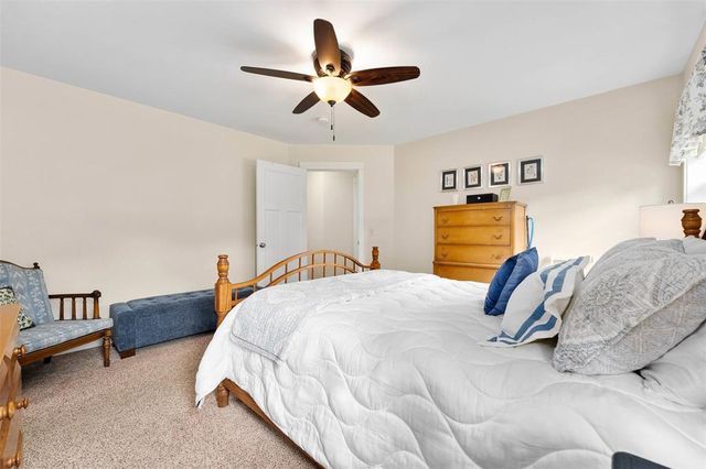 1715 E Clairemont Avenue, Eau Claire, WI 54701