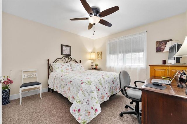 1715 E Clairemont Avenue, Eau Claire, WI 54701