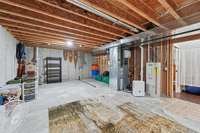 1715 E Clairemont Avenue, Eau Claire, WI 54701