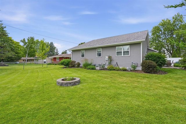 1715 E Clairemont Avenue, Eau Claire, WI 54701
