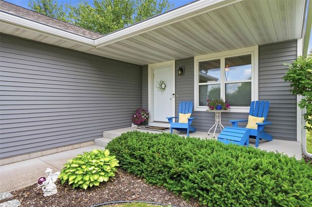1715 E Clairemont Avenue, Eau Claire, WI 54701