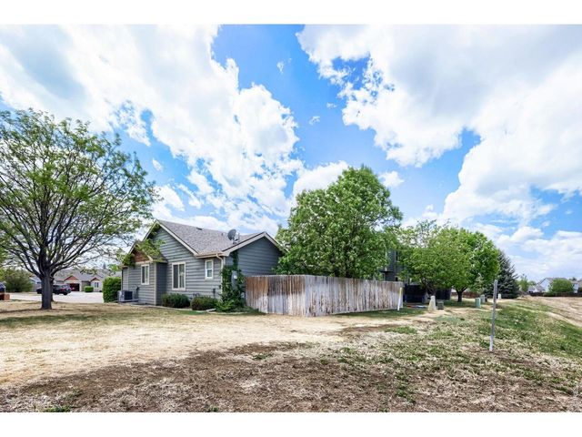 8498 Pebble Ct, Wellington, CO 80549