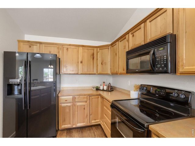 8498 Pebble Ct, Wellington, CO 80549
