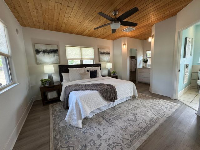 912 Hermosa Drive NE, Albuquerque, NM 87110