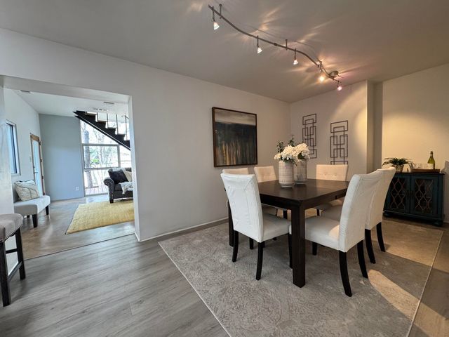 912 Hermosa Drive NE, Albuquerque, NM 87110