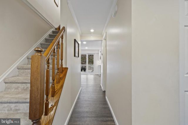 7802 BLUE HILL RD, Glenville, PA 17329