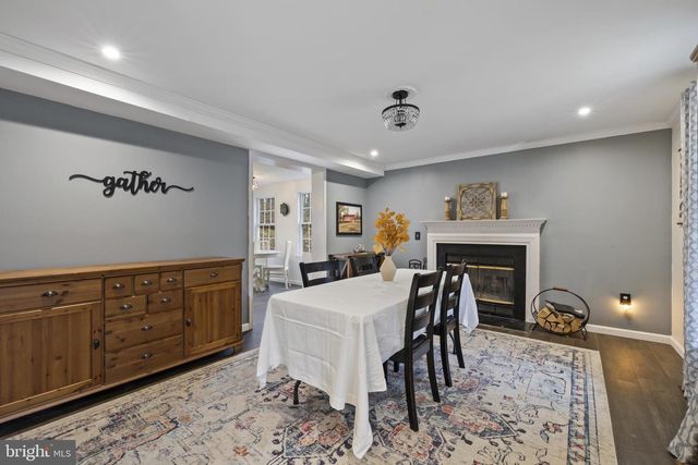 7802 BLUE HILL RD, Glenville, PA 17329