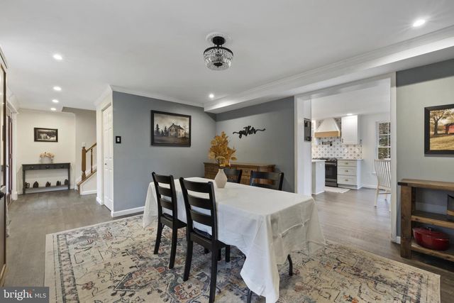 7802 BLUE HILL RD, Glenville, PA 17329