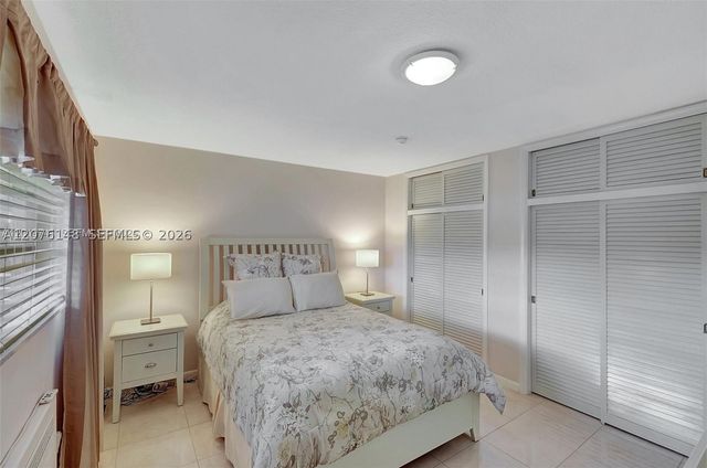 17001 NE 13th ave 306, Miami, FL 33162