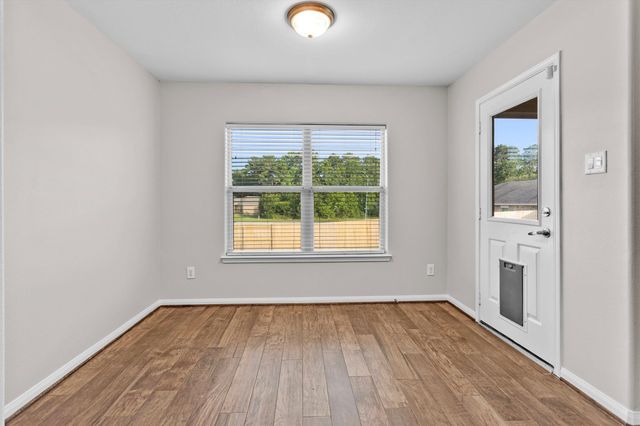 30822 W Lost Creek Boulevard, Magnolia, TX 77355
