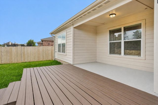 30822 W Lost Creek Boulevard, Magnolia, TX 77355