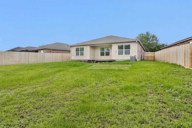 30822 W Lost Creek Boulevard, Magnolia, TX 77355