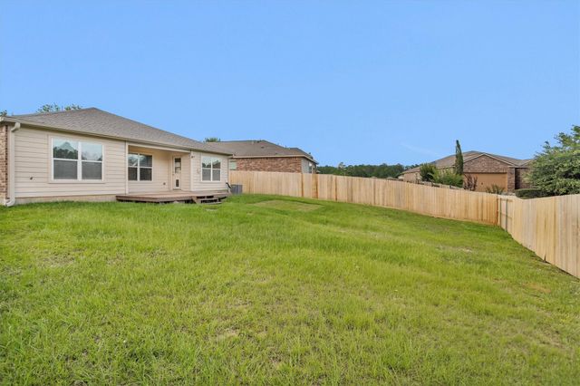 30822 W Lost Creek Boulevard, Magnolia, TX 77355