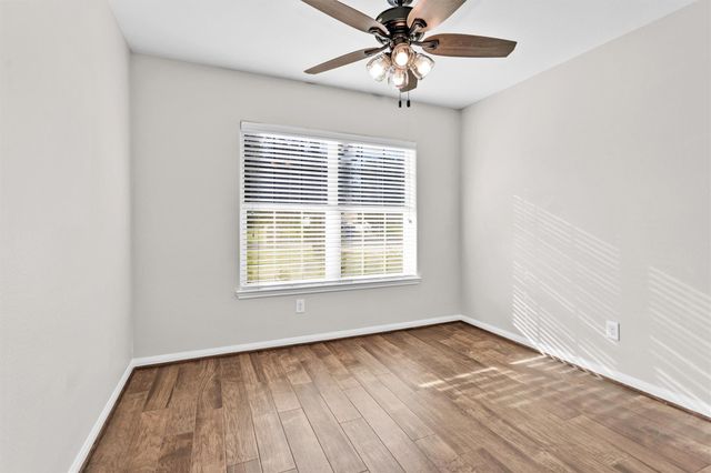 30822 W Lost Creek Boulevard, Magnolia, TX 77355
