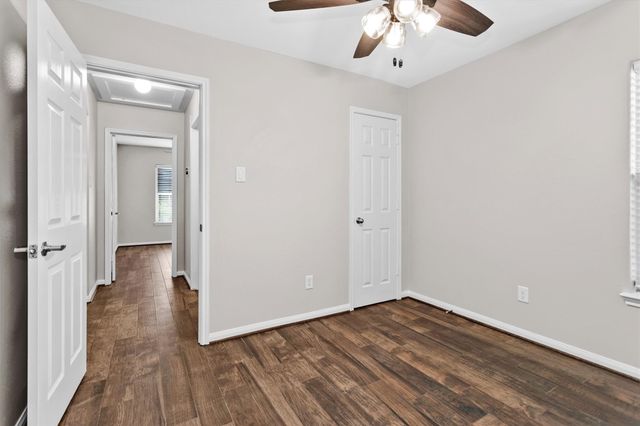 30822 W Lost Creek Boulevard, Magnolia, TX 77355