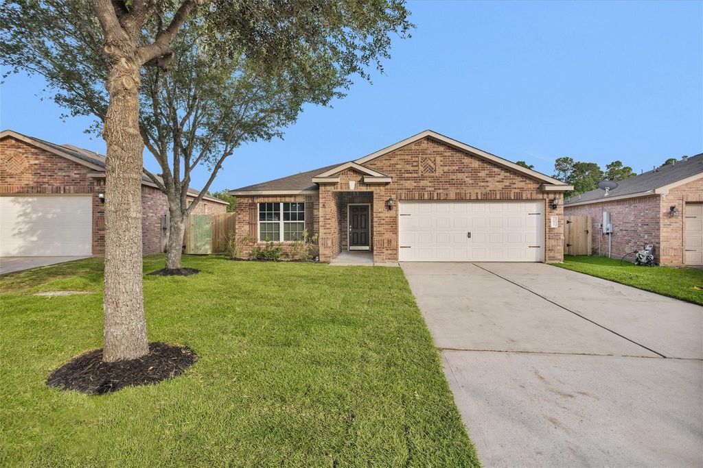 30822 W Lost Creek Boulevard, Magnolia, TX 77355