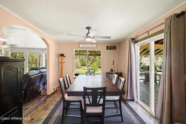 418 Eagle Dr, Spirit Lake, ID 83869