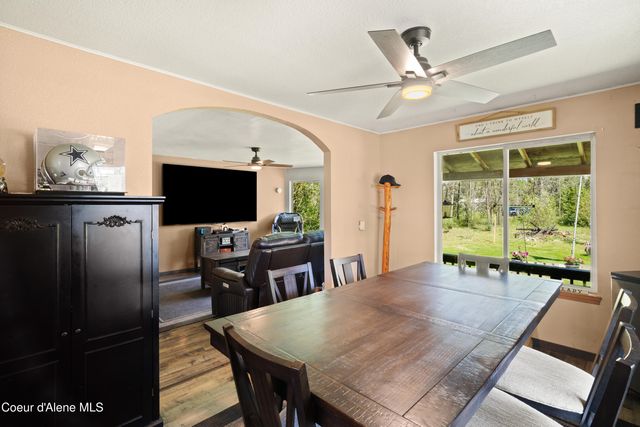 418 Eagle Dr, Spirit Lake, ID 83869