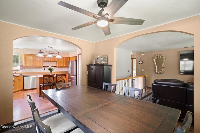 418 Eagle Dr, Spirit Lake, ID 83869
